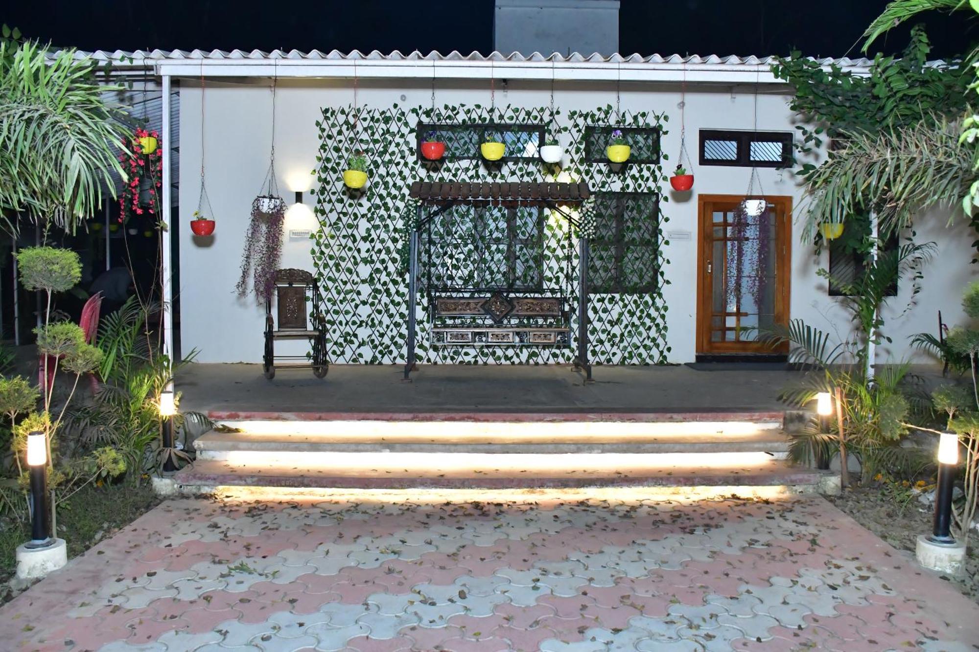 Willa Gc Farms Ayodhya Zewnętrze zdjęcie